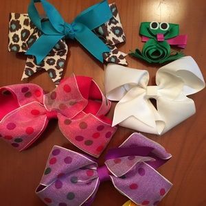 Girl’s hair bows set 4